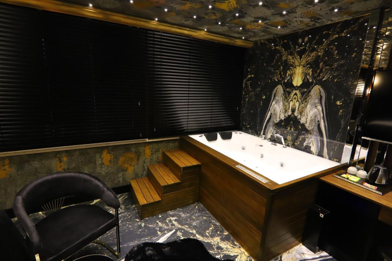 Bayrak Grand Hotel Trabzon Ngoại thất bức ảnh